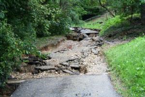 Poplave in narasle vode