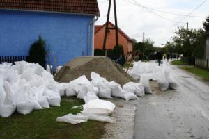 Poplave in narasle vode