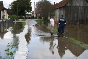 Na pomoč tudi vojska