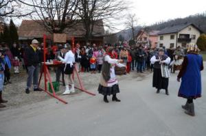 Pustne maske