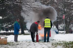 Vaja civilne zaščite