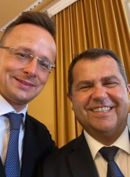 241839180_990951715034261_5257705140060209192_n