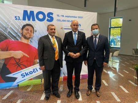 242087049_990957841700315_6425283369058540901_n