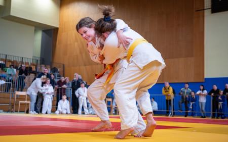 409544416_915153370045395_4097077228689357540_n