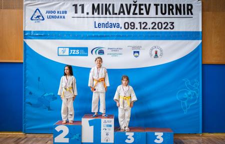 409641895_915154700045262_1661387586641115858_n