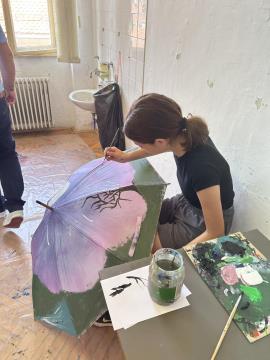 Messenger_creation_bb5a2f07-506a-4a72-8439-5878952d7cf9