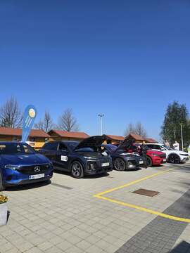 490096537_1236274138498586_1951669579840176689_n