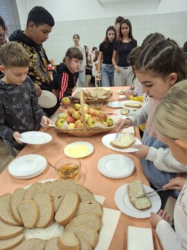 Resized_20251121_075936