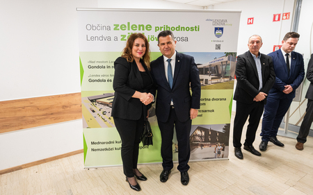 Ponovoletno-srecanje-Obcine-Lendava-039