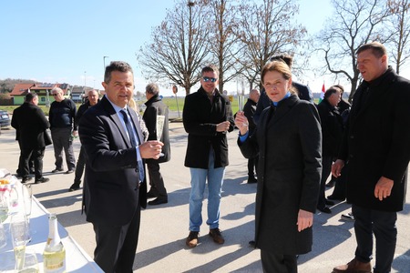 641426764_926347083235428_4363875694439953233_n