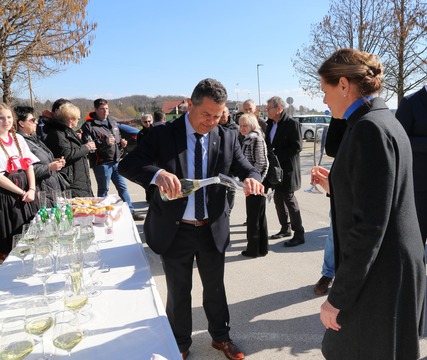 639634193_926432409893562_5823545351120139350_n